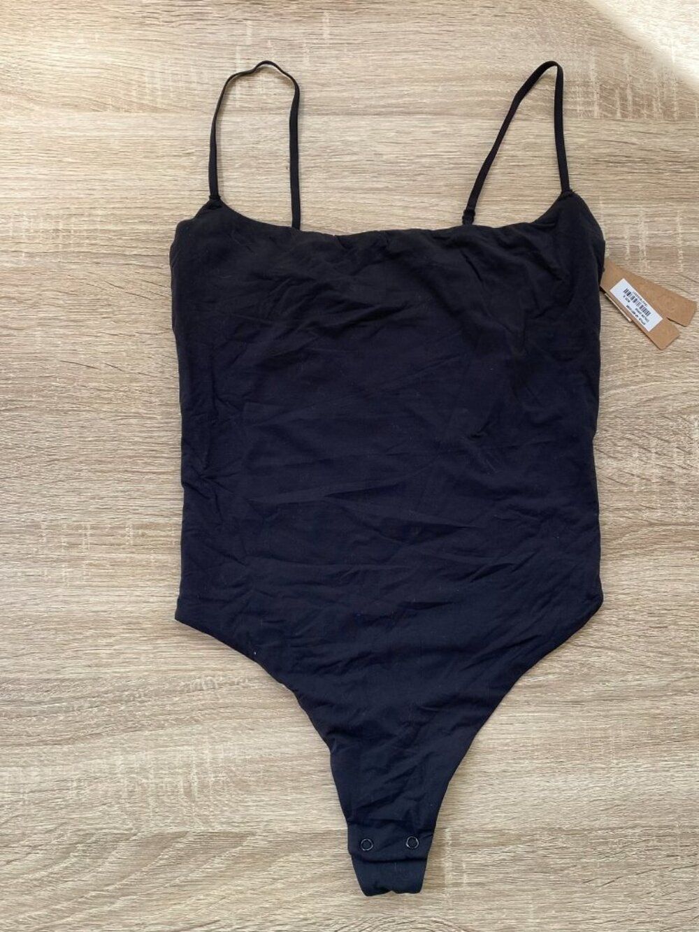 NWT SKIMS Fits Everybody Cami Bodysuit Onyx Black Small - Picture 4 of 6